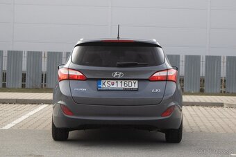 Hyundai i30 CW 1.6i CRDi VGT HP Style - 6