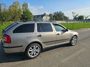 Škoda Octavia 1.6 mpi lpg - 6