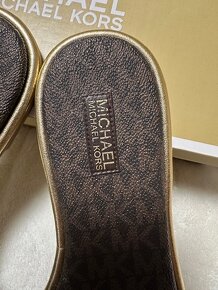 Hnedé šľapky s retiazkou zn. Michael Kors originál - 6