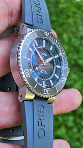 ORIS Aquis Date "Source Of Life" Limited Edition - 6