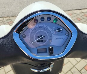 Piaggio Liberty 125 rok 2015 2900km - 6