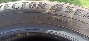 Pneumatiky Goodyear Vector 4 Season R16 205/60 - 6