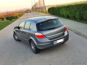 Opel Astra H 1.4 16V kúp. v SR - 6