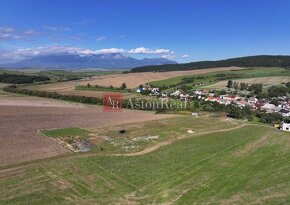 AstonReal: pozemok o výmere  667 m2  s výhľadom na V. Tatry  - 6