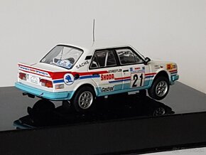 Model IXO 1:43 Škoda 130 LR - 6