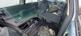 Citroen C4 rozpredam na suciastky alebo cele auto.za 150e - 6