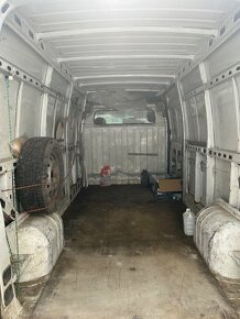 Renault Master 2,5 - 6