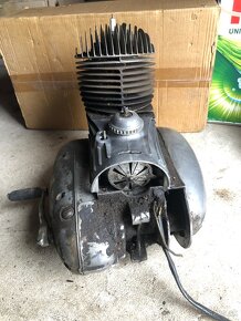 Predám kompletný motor jawa 175/356 v nálezovom stave - 6