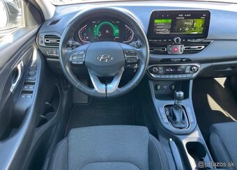 Hyundai i30 AT MHEV 117 kWt - 6