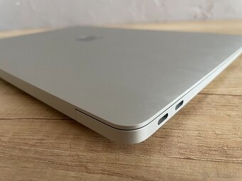 Apple MacBook Air 13" (2020) i3 1.1GHz 8GB 256GB Silver - 6