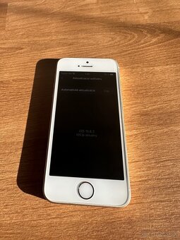 Apple iPhone SE 32GB Gold - 6