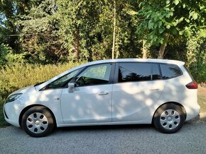 7-miestna Opel Zafira Tourer 1.8 - 6