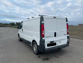 Renault Trafic 2.0dCi - 6