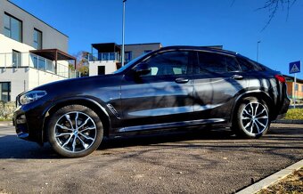 BMW X4 -xDrive - 2,0i - 6