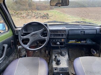 Lada Niva 1.7i 4x4 - 6