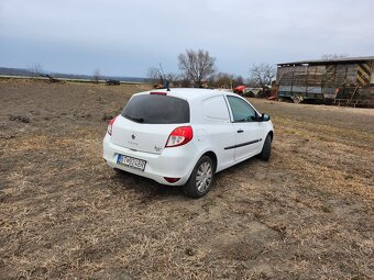 Renault clio Van - 6