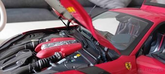 Ferrari F12 TDF 1:18 (BBR) - 6