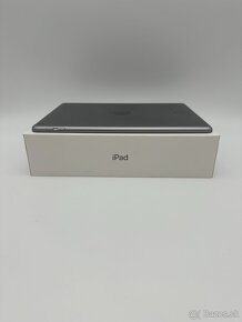 iPad 9.7" 6th Generation 128GB Wi-Fi Space Gray KOMPLET - 6