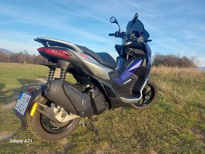 Aprilia 125 SR GT - 6