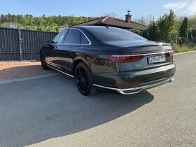 Audi A8 - 6