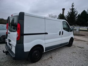 Opel vivaro - 6