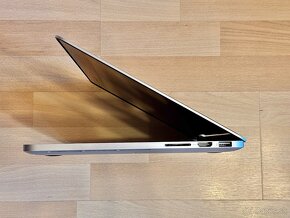 MacBook Pro 13", NOVÁ BATERKA, TOP STAV - 6