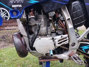 Yamaha yz250 - 6