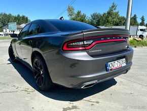 Dodge Charger V8 5,7 2016 krasne  príležitosť - 6