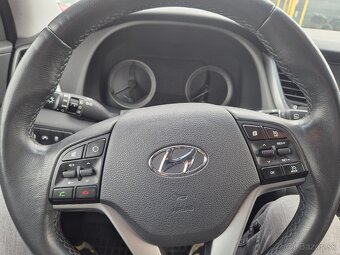 Hyundai Tucson 1.6 T-GDi Style A/T 4x4 - 6