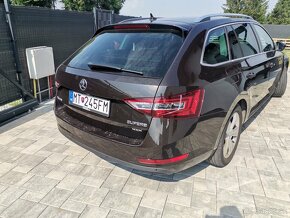 Skoda Superb Kombi 4x4 140kw dsg - 6