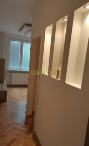 1 izbový byt prerobený na 2 izbový, balkón, Chrenová - 6