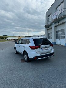 Mitsubishi Outlander 2.0 MIVEC - LPG (6,- Eur/100 km) - 6