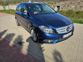 MERCEDES - BENZ B180 CDI 2012 - 6