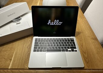 MacBook Air 13" M1 8GB RAM 256GB SSD - Strieborný - 6