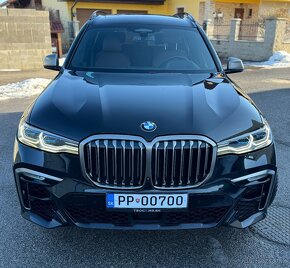 BMW X7 BLACK INDIVIDUAL full výbava - 6