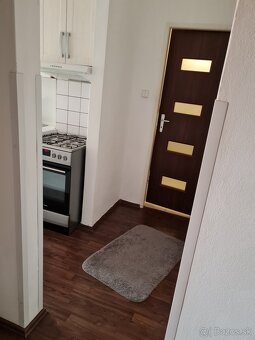 2-izbový byt na prenájom - Chrenová - 6