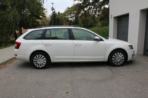 Škoda Octavia Combi 1.6 TDI - 6