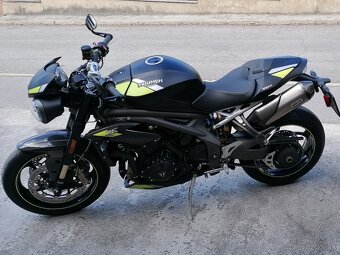 TRIUMPH Speed Triple RS 4/2021 - 6