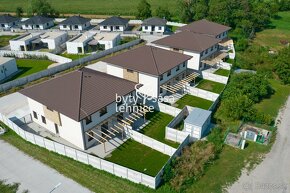 Posledný 3i byt +záhrada+terasa+pergola+parking, Lehnice, DS - 6