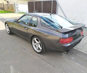 PORSCHE 968 - 6