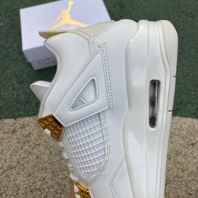 Air Jordan 4 Retro Metallic Gold - 6