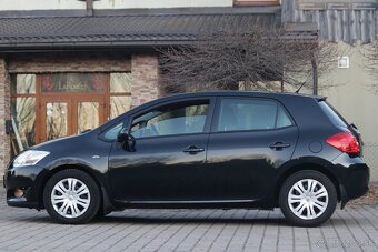 TOYOTA AURIS BENZÍN 1,6i VALVEMATIC - 6