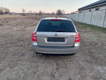 Predam Skoda octavia combi 1,9 tdi elegance - 6