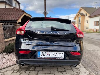 VOLVO V40 109323 km - 6