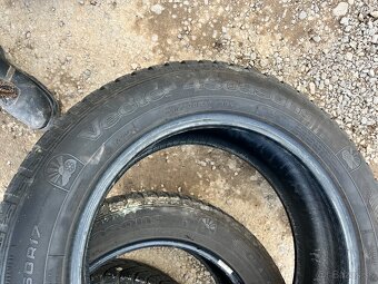 30€ za SADU 4ks celoročne pneu 215/60 R17 - 6