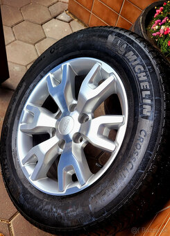 alu R18 5x139,7 orig. Ford Ranger, pneu Michelin 265/60 - 6