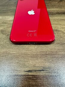 Predám Apple iPhone SE 2020 64GB - 6