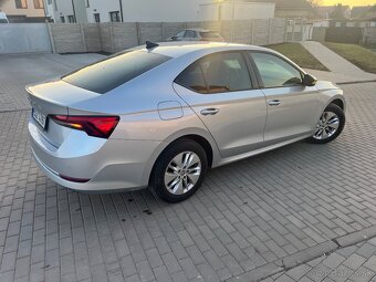 Škoda Octavia 4 2022 1.0 TSi, výkon 85 kw, datum výroby 05/2 - 6