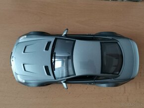 1:18 Mercedes-Benz SL65 AMG Black Series [Minichamps] - 6