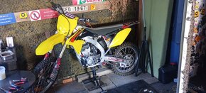 Ponúkam crossu Suzuki 2015 FMF výfuk vstrek 250ka - 6